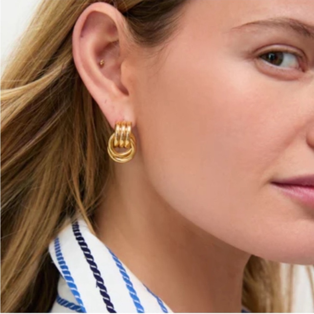 New! Tuckernuck Heaven Mayhem Gold Mini Knot Earrings (3003) NWOT